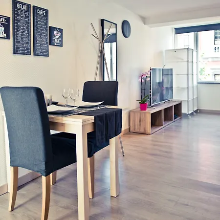 Appart-hotel Leopold Centre Apartment *