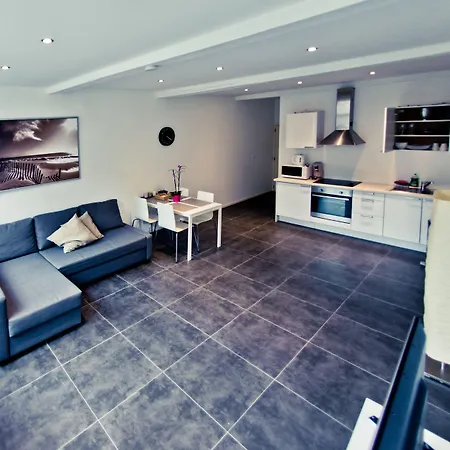 Appart-hotel Leopold Centre Apartment