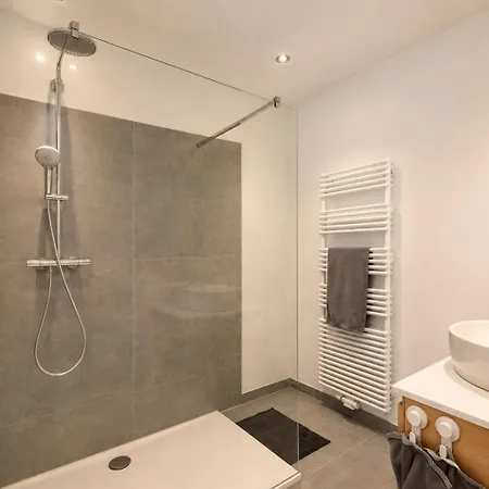 Appart-hotel Leopold Centre Apartment *