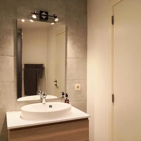 Appart-hotel Leopold Centre Apartment *